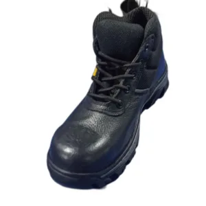 BOTA SEGURIDAD NEGRO TERRANOVA T37 ## S1N-37 ## SAFARI BOOTS