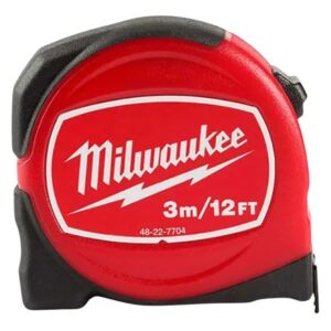 CINTA METRICA 3.5M / 12FT ## 48-22-7704 ## MILWAUKEE