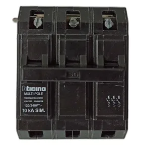 TIBRA BREAKER 3X50 AMP.  ## TV3050 ## BTICINO