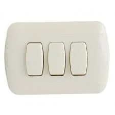 DOMINO AVANT TRIPLE INTERRUPTOR DE UNA VÍA ## P1330 ##